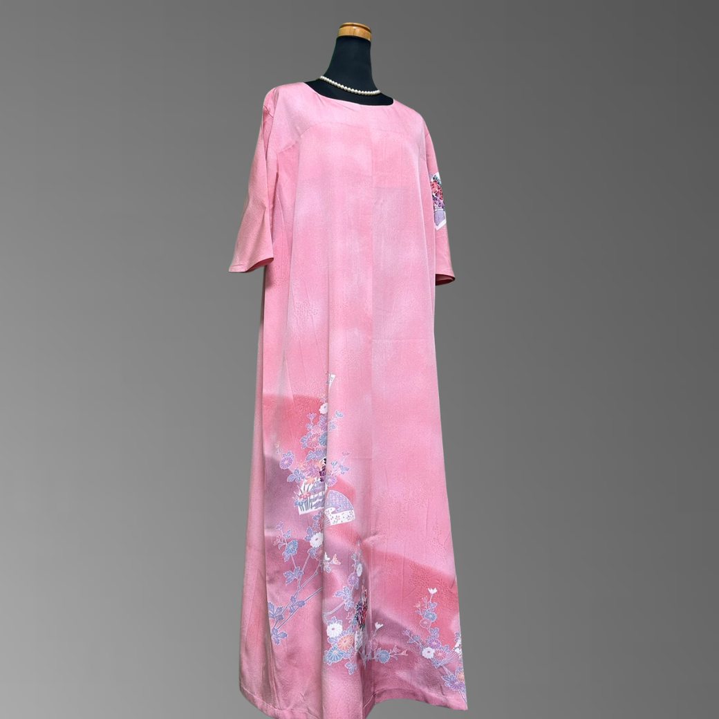 Geometric Flower Pattern Fan with Peonies and Chrysanthemums Kimono Dress