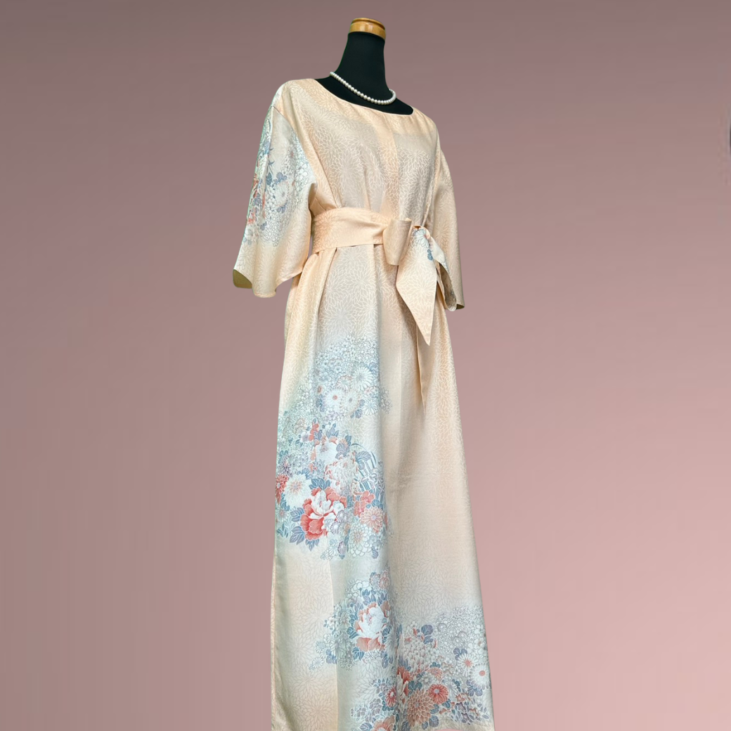 Houmongi Kimono Dress – Peony & Chrysanthemum