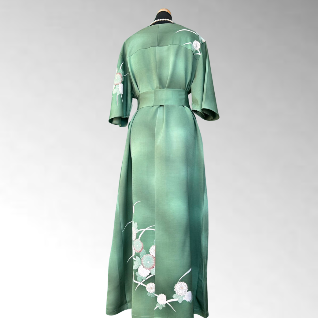 Houmongi Kimono Dress with White and Green Chrysanthemum Motif