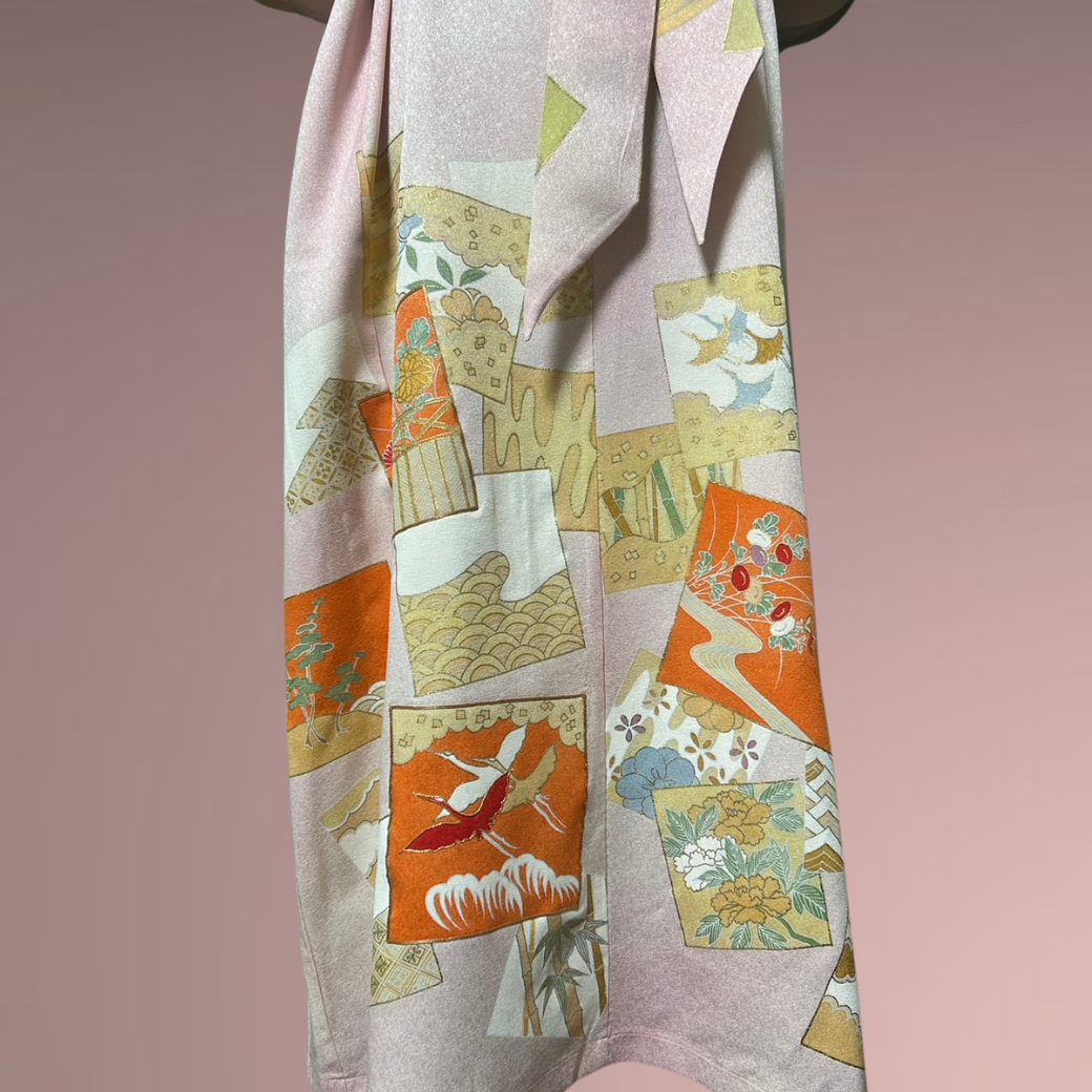 Iro-tomesode Kimono Dress with Gold Thread and Shikishi Pattern