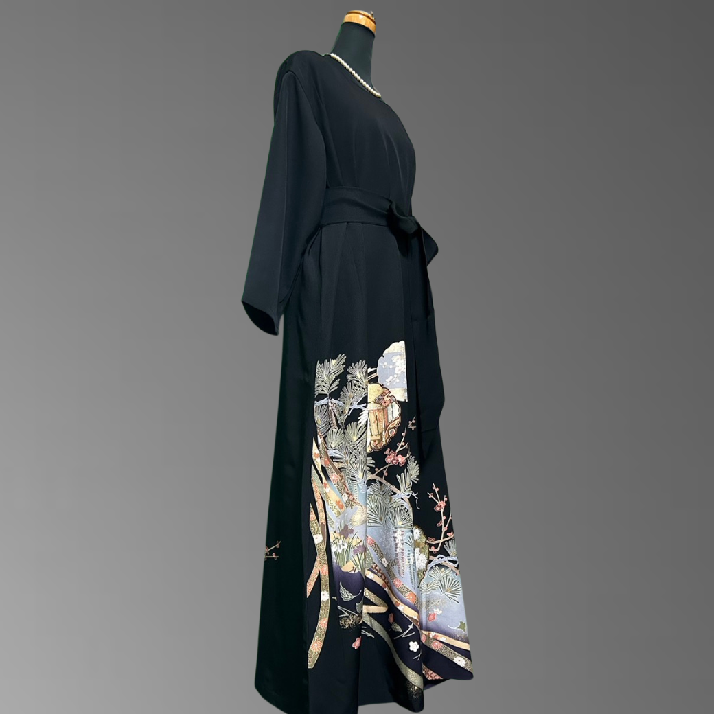 Kurotomesode Yukiwamon Four Seasons Flowers Kimono Dress