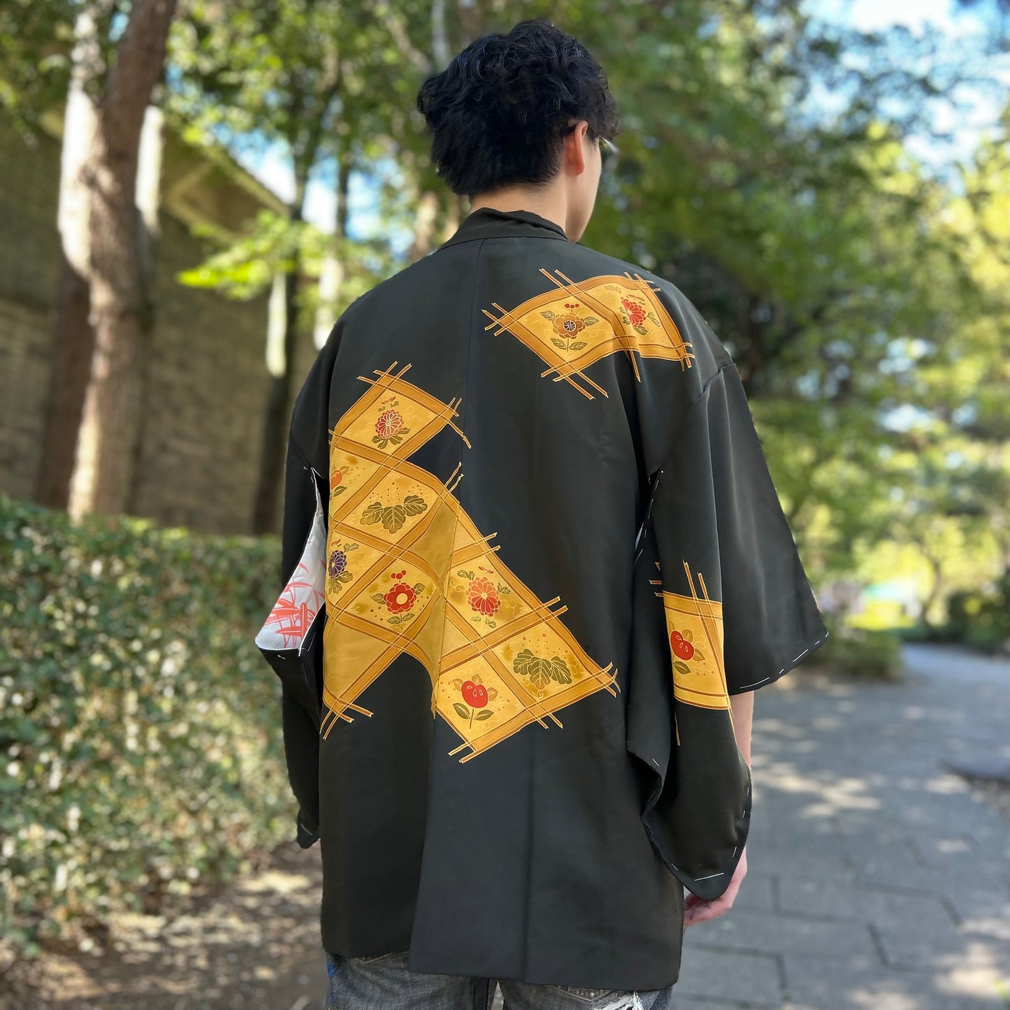 Haori with diamond-shaped chrysanthemum pattern