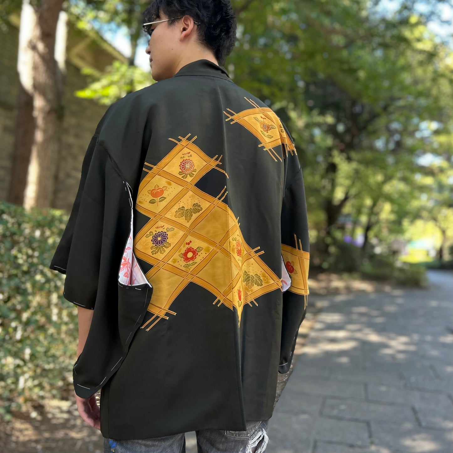 Haori with diamond-shaped chrysanthemum pattern