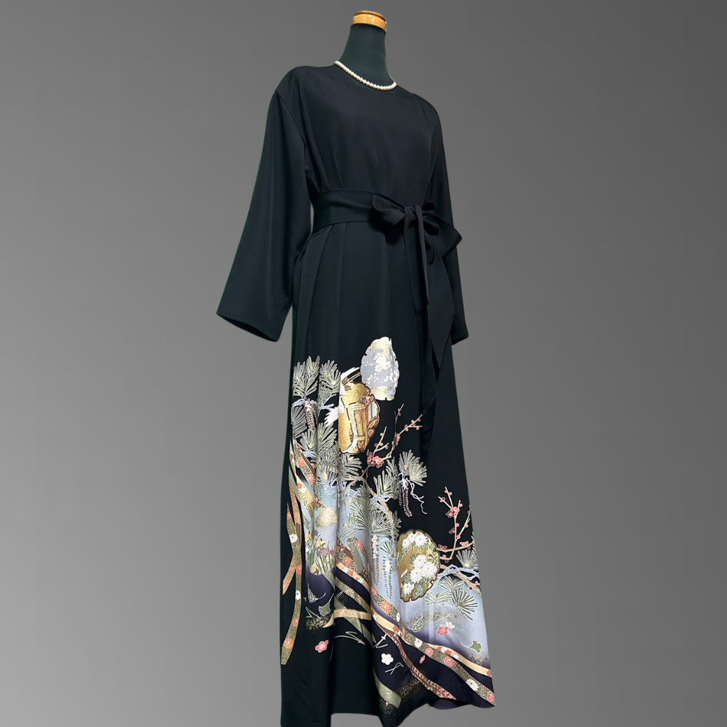 Kurotomesode Yukiwamon Four Seasons Flowers Kimono Dress