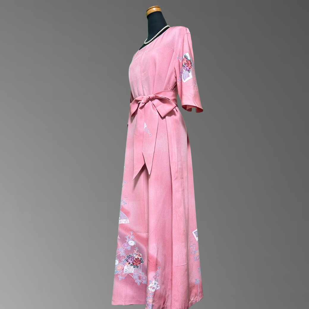 Geometric Flower Pattern Fan with Peonies and Chrysanthemums Kimono Dress