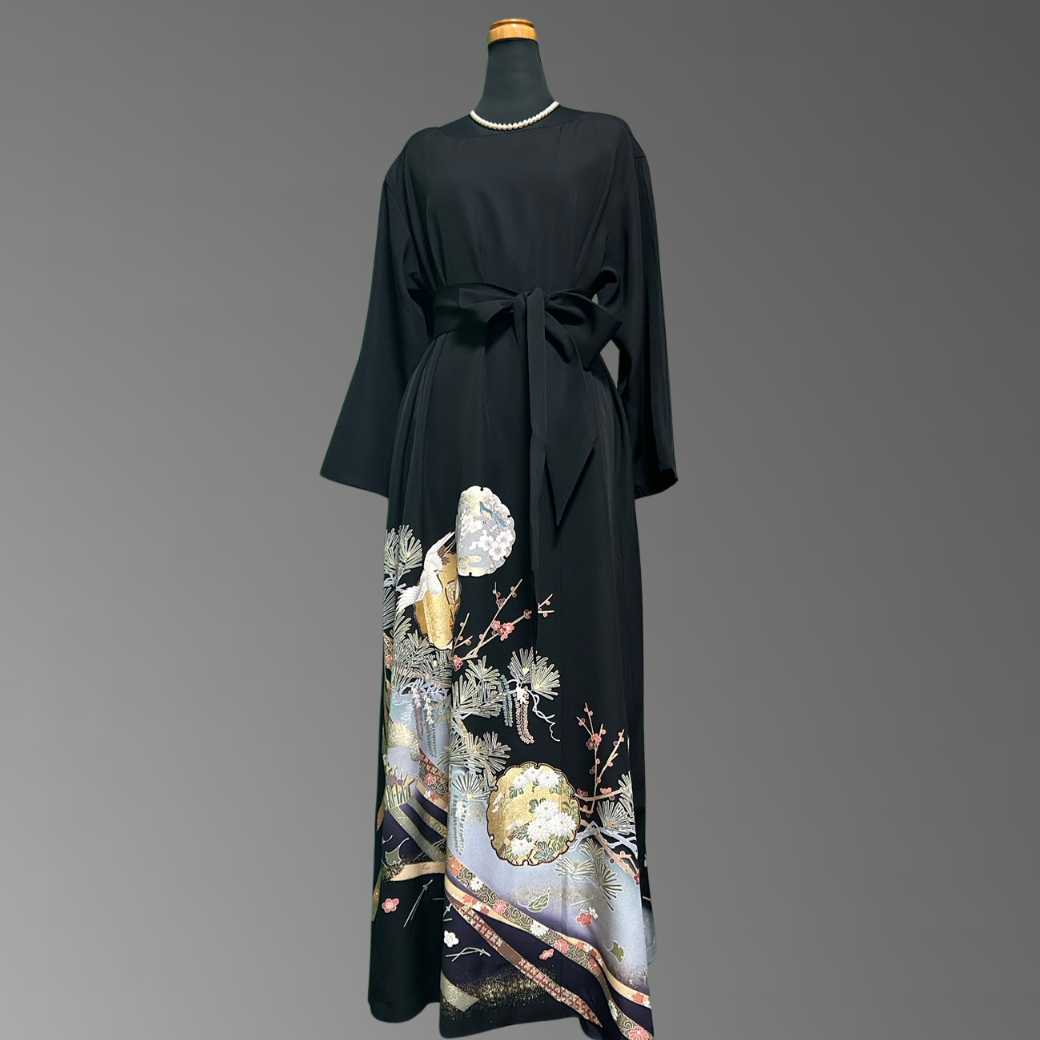 Kurotomesode Yukiwamon Four Seasons Flowers Kimono Dress