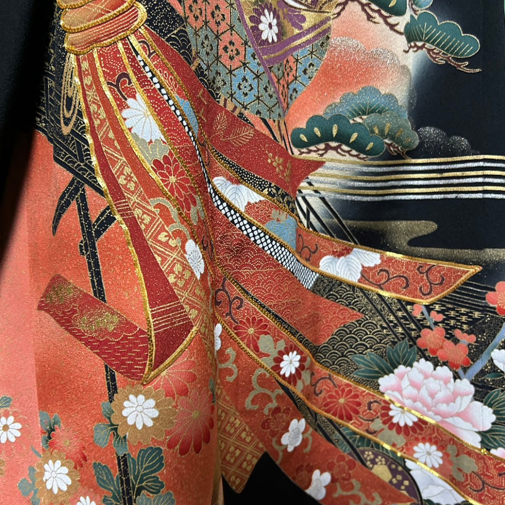 Black Ro Furisode Bridge Pattern with Gold Trimmed Nosh Kimono Dress