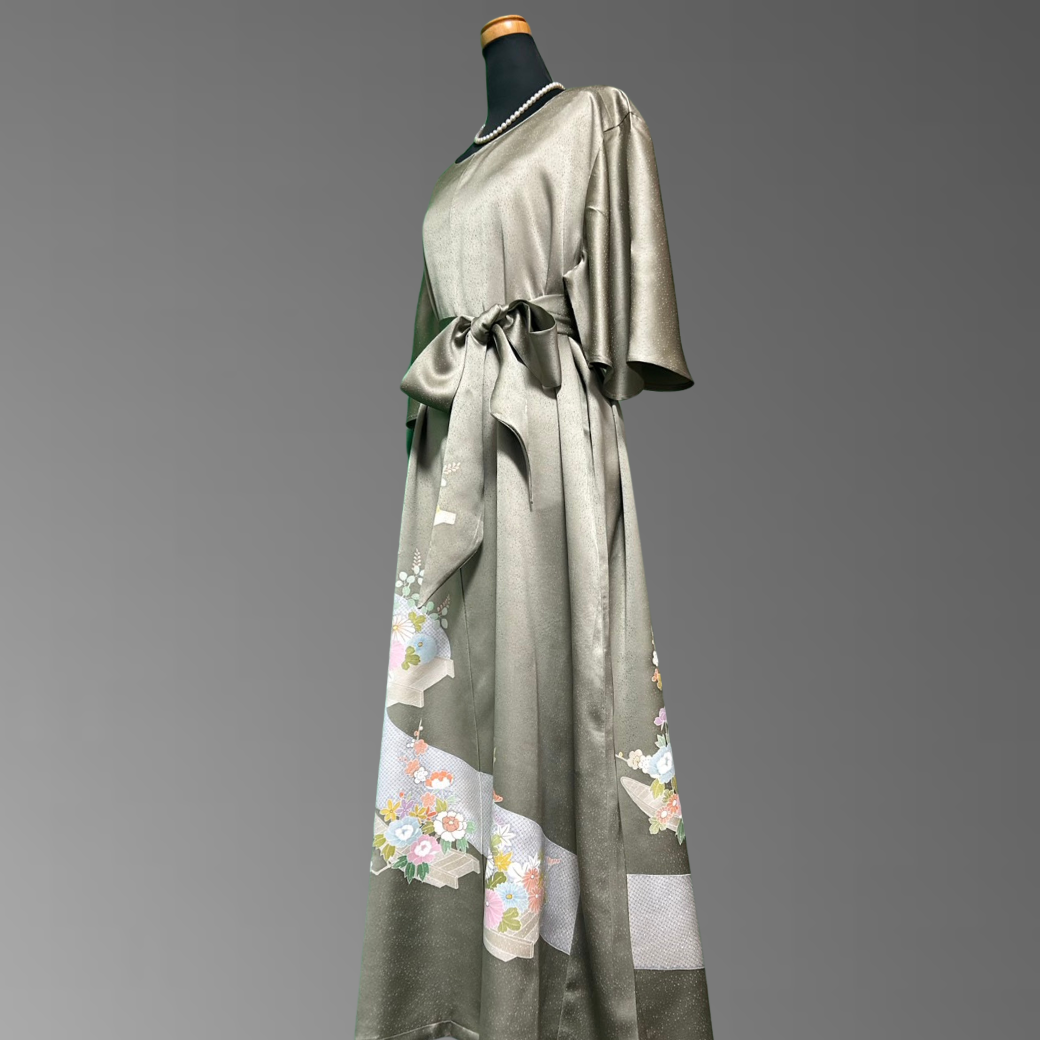 Tsukesage Kimono Dress with Floral and Small Boat Motif