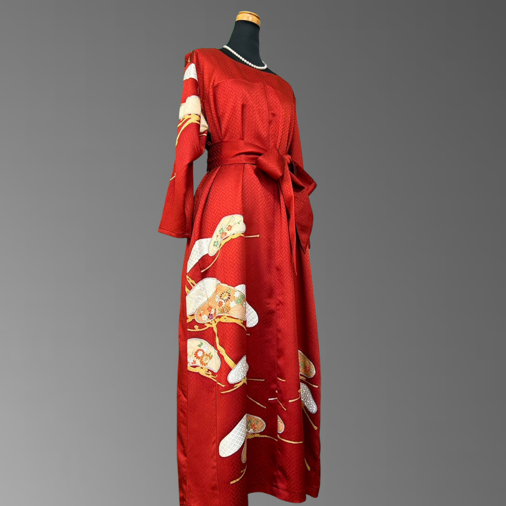 Iro Ro Furisode Pine Border with Floral Embroidery Pattern Kimono Dress