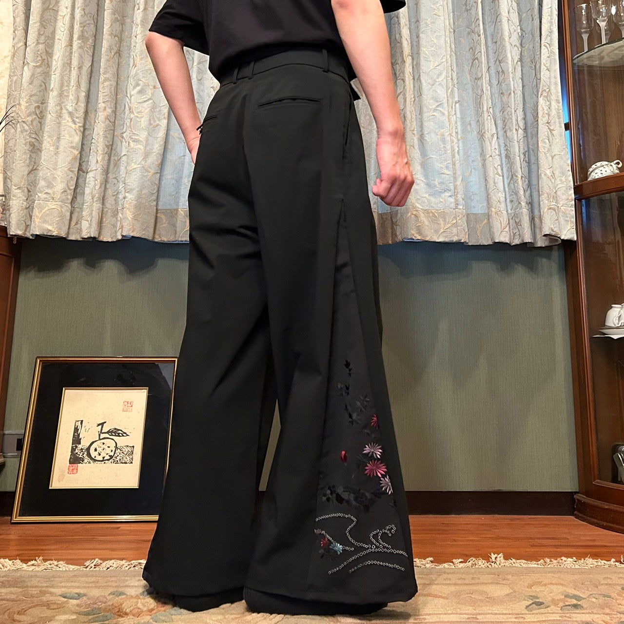 Kimono Slacks "with Roses and Daisies"